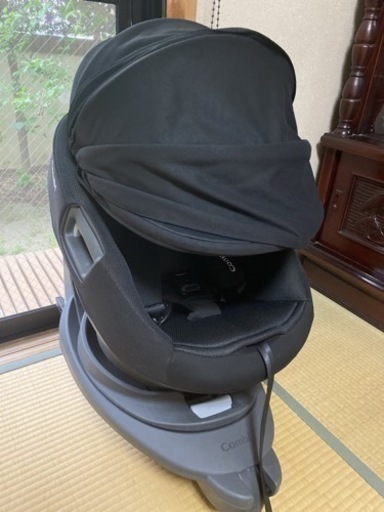 【ほぼ新品未使用・定価8万】Combiチャイルドシート