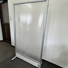 家具 オフィス用家具 パーテーションの画像