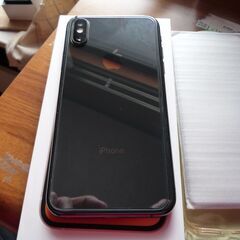 中古品　シムフリー　iphoneXs 256GB スペースグレイ　①の画像