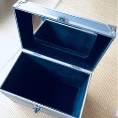 【受渡完了】メイクボックス_ジェラルミン製の画像