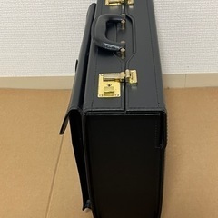 靴/バッグ バッグ アタッシュケースの画像