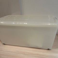 衣装ケースの画像