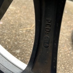 車のパーツ タイヤ、ホイールの画像