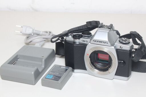 OLYMPUS/E-M5/ボディ/ミラーレス一眼 ⑥