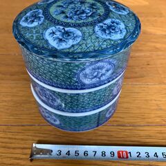 陶器丸重箱（藍柄）１セット
