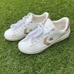 converseスニーカー