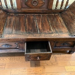 アジアン風アンティーク調木製家具の画像