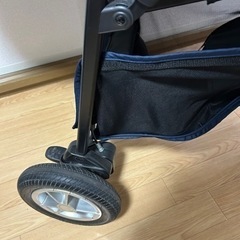 Apricaベビーカーの画像
