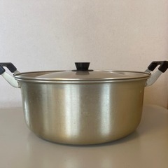 大きい鍋＆蓋付きバッドの画像