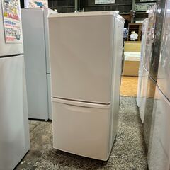 ✨安心の除菌洗浄済✨Panasonic 2023年製 138L 2ドア冷蔵庫 NR-B14HW-W【愛市IR016419-104】