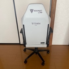 ゲーミングチェア Secretlab TITAN Evoの画像
