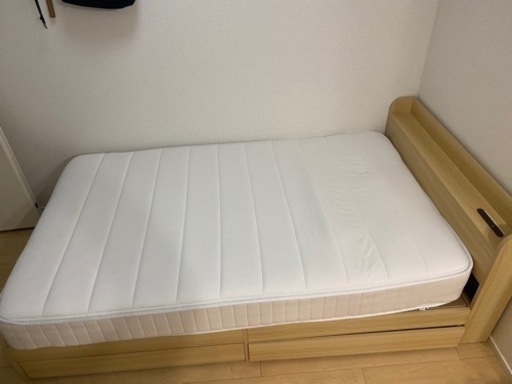 【お渡し確定しました】ベッド　セミダブル