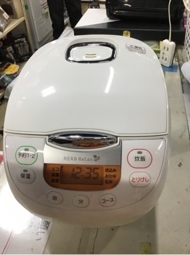 YAMADA 2019年製　マイコン5.5合炊飯器　中古品