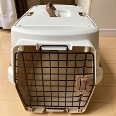 ペット用キャリー(約50cm✖️約28cm✖️32cn)お取引中