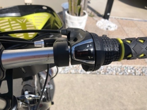自転車　子供用マウンテンバイク　スピードメーター付き
