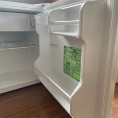 1ドア小型冷蔵庫 COMFEE 
45L  ホワイト RCD45WH/Eの画像