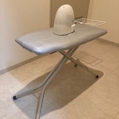 【無料】新中古　アイロン&アイロン台