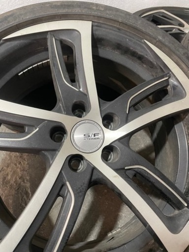 プリウス、車のパーツ タイヤ、ホイール