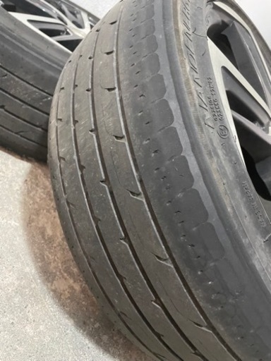 プリウス、車のパーツ タイヤ、ホイール