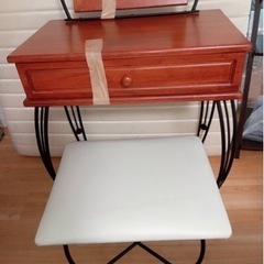 家具 ドレッサーの画像