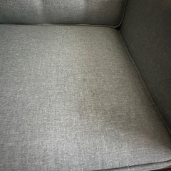 ティールブルーの素敵な二人掛けソファ　ヴィンテージの家具にも合う の画像