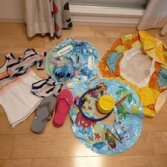 子ども浮き輪　空気つぎ　レディース水着　ビーチサンダル