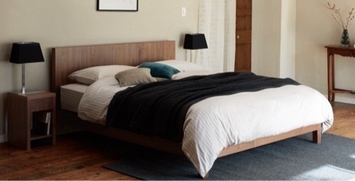 [値下げ] 日本ベッド　ベッドフレーム　クイーンサイズ ベッド　シルキーポケット マットレス　新品価格43万