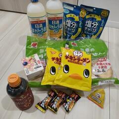 油やお菓子など(おまけあり)