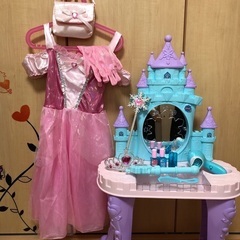 女の子　おもちゃ　プリンセスセット　ドレッサー