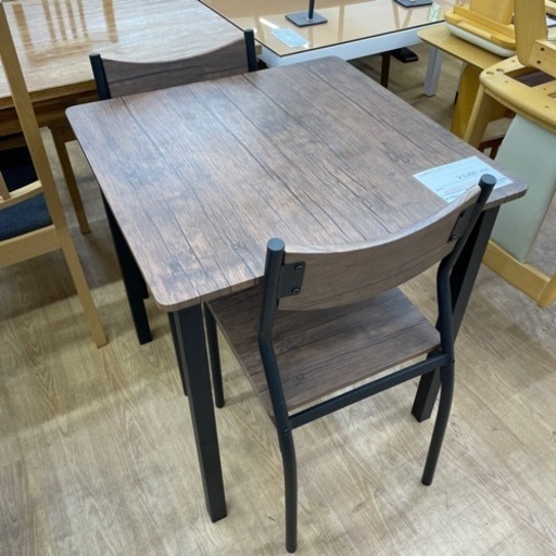 ★ジモティ割あり★  2人用ダイニングテーブルクリーニング済み SJ5541