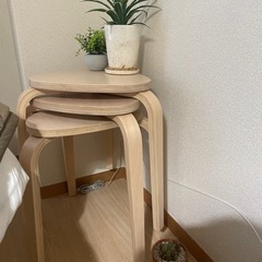IKEAスツール2脚