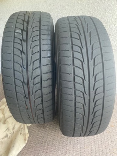 車のパーツ タイヤ、ホイール