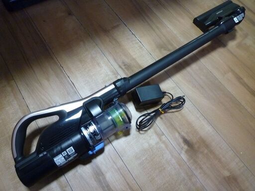 日立スティック型充電式掃除機（PV-BFL1)１９年製