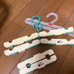 ウレタン付きハンガー他21本の画像
