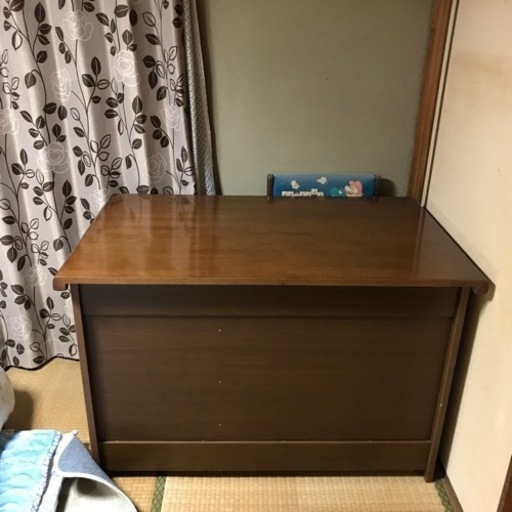 ⭕️美品 学習机、椅子、引き出しのみ。上部なし。　引越しの為、出品致します。 値下げ交渉可能。お気軽にお申し付け下さい。買い手が見つからない場合には今月末に削除致します。⭕️