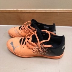 サッカーシューズ25cm