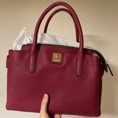 PERENNE 赤のバッグ