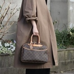 LOUIS VUITTON  ハンドバッグ