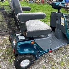 スズキセニアカーET3C （シニアカー/電動カート 電動車いす　左右回転シートの画像