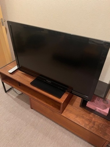 パナソニック　VIERA37インチ　薄型テレビ