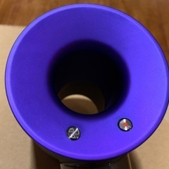 ダイソンドライヤー　整備品　メタリック