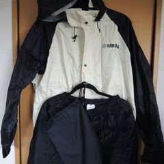 新品未使用　上下雨具　レインスーツ　YAMAHA　LLサイズ