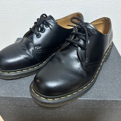 ドクターマーチン　3ホール　UK8