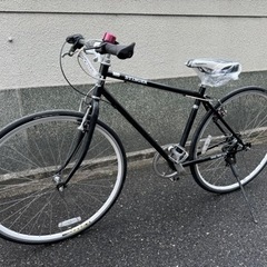 62）全車両格安販売‼️ 28インチ　クロスバイク　変速付き