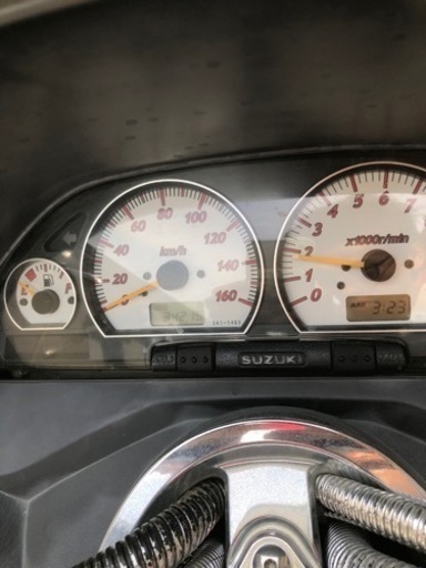 商談中　
スズキ　スカイウェイブ　250cc