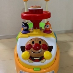 アンパンマン　よくばりビジーカー