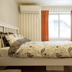 IKEA HEMNES ヘムネス ベッドフレームダブルサイズ(マット+すのこ付き)セットの画像