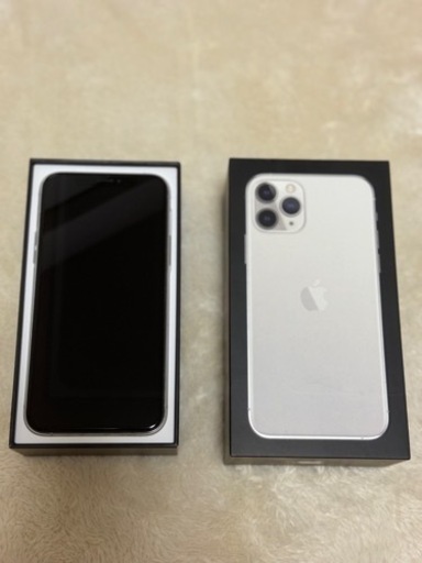 iPhone 11 Pro 64GB - シルバー - Simフリー