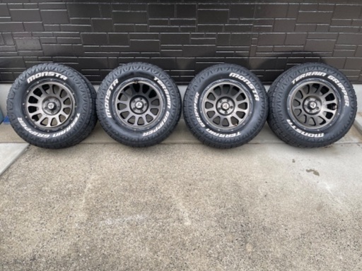 RAV4 タイヤホイール4本 DELTA FORCE OVAL / MONSTA TERRAIN GRIPPER