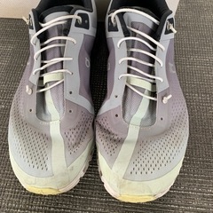 ON　オン　CLOUD FLOW　スニーカー　靴/バッグ 靴 スニーカーの画像